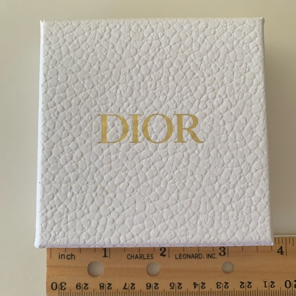 Dior Tribales Earrings Gold Finish Metal Pearl pouch and box Authentic Excellent - Picture 3 of 14